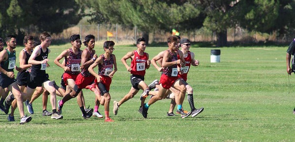The PC men get off to a fast start at the Bakersfield Invitational.